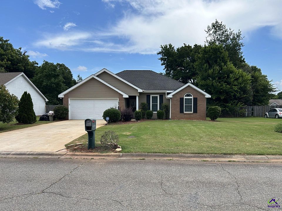 1st image of 215 Wrasling Way
