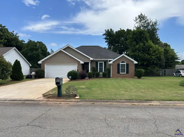 215 Wrasling Way, Bonaire, GA 31005