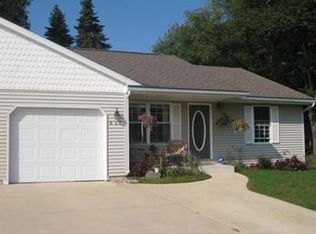 619 Winchester Pl, Kalamazoo, MI 49006