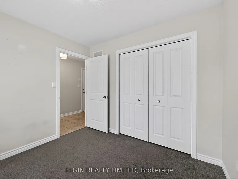 92 Renaissance Dr — Photo 6