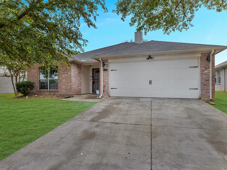 8022 Genesis Dr — Photo 14