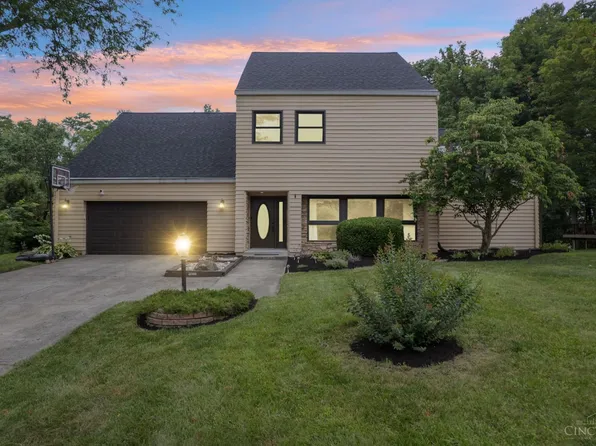 7124 Willowood Dr, West Chester, OH 45241