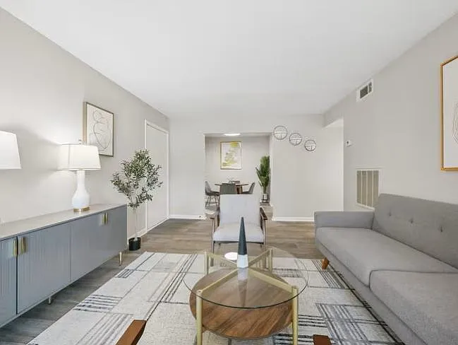 3300 N Ingle Pl — Photo 24