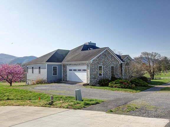 3rd image of 300 Vista Links Dr