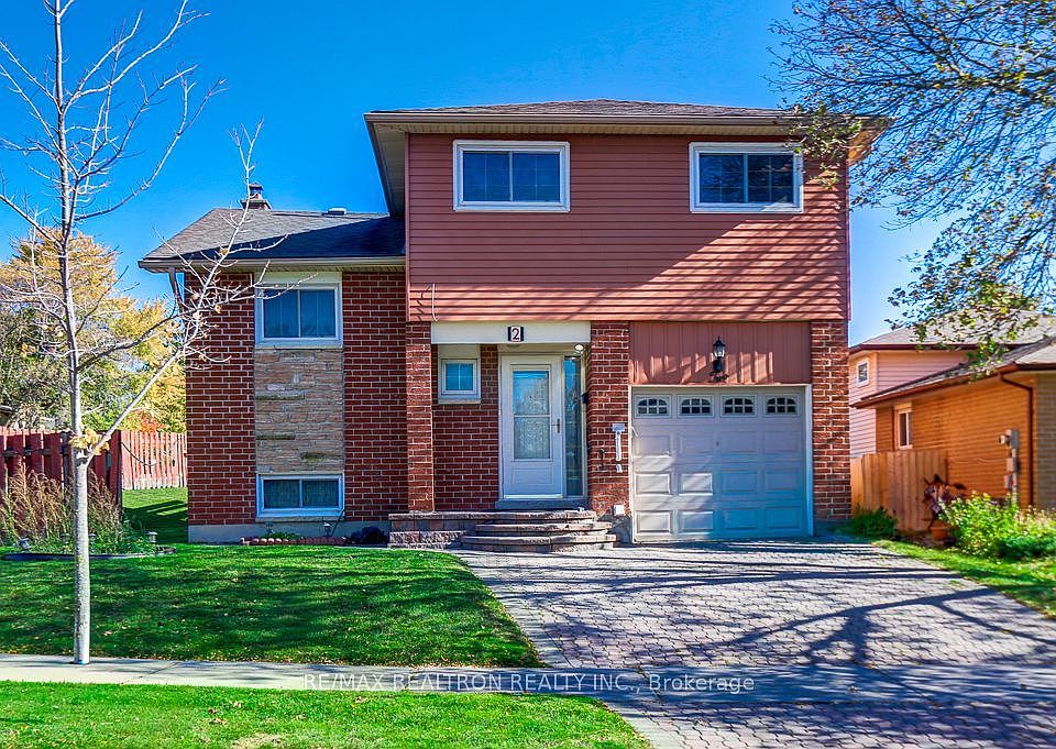 1st image of 2 Littleleaf Dr