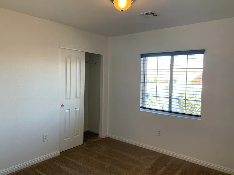 5005 Bayberry Crest St — Photo 7