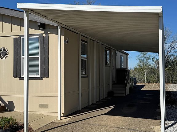 4th image of 20350 Hole In One Dr Space 111