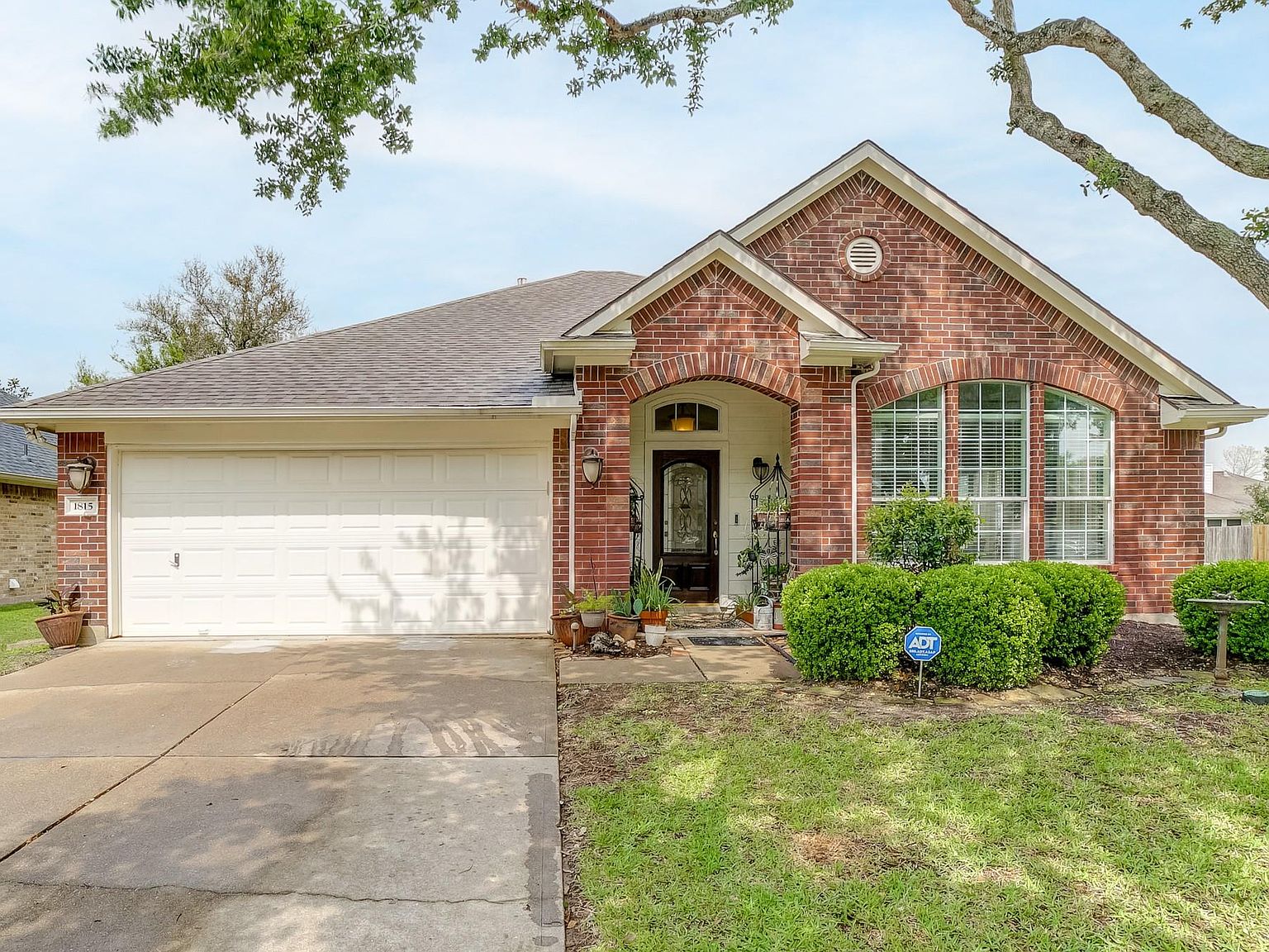 1815 Barretts Glen Dr, Pearland, TX 77581 MLS 67007121 Zillow