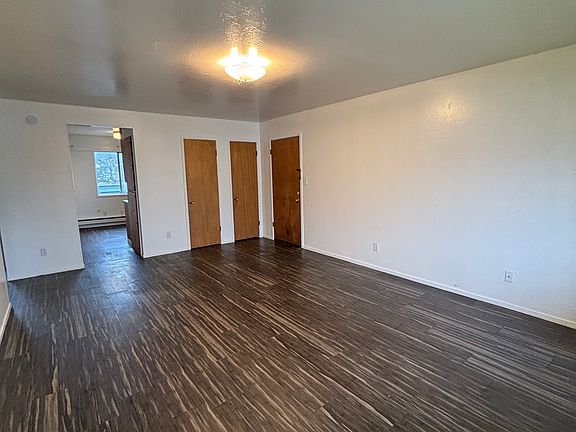 4th image of 310 Moonlite Dr #10