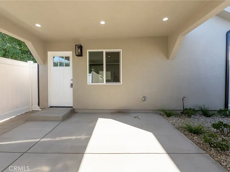 10419 Amigo Ave #1/2 — Photo 2