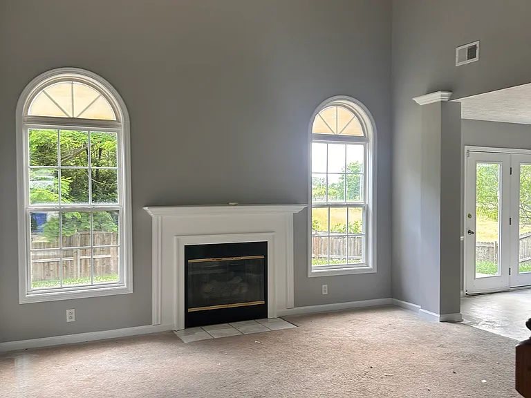 220 Strawberry Fields Rd — Photo 3