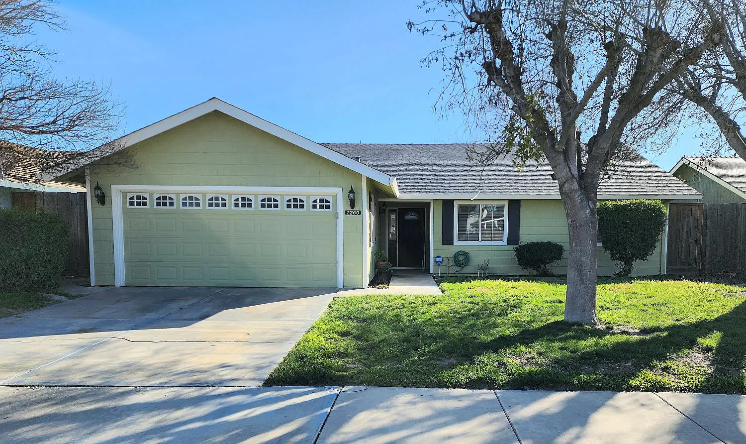 1260 Meredith Ave photo 1