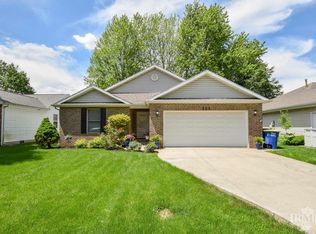 223 S Schroeder Rd, Muncie, IN 47304