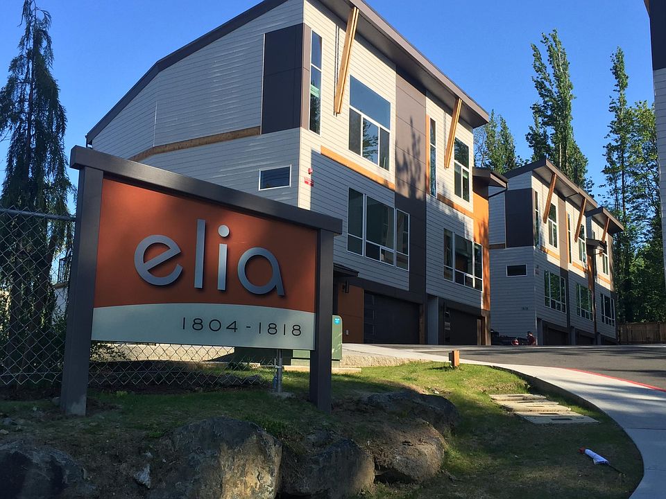 Beautiful town home built in 2016