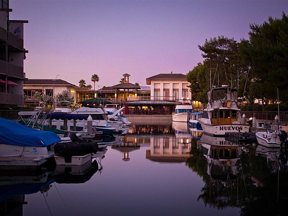4th image of 8322 Marina Pacifica Dr N