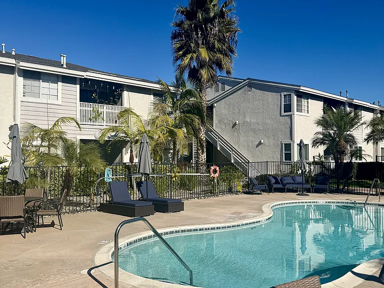 Presidio Villa Apartments — Photo 21