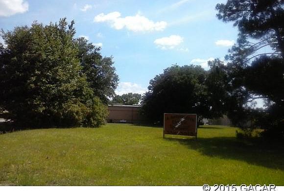 1st image of 2101 NE 31st Ave
