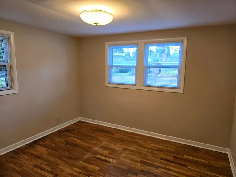 119 Greenleaf Ave — Photo 13