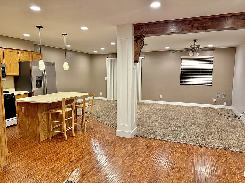 3 bed, 2.5 bath, 2094 sqft, $2,145 — Photo 2