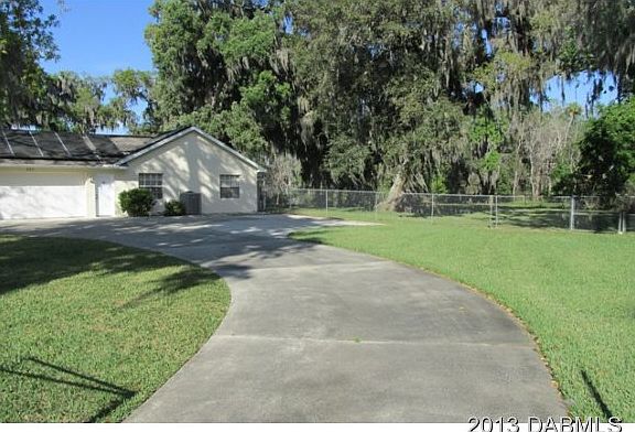 3rd image of 825 Alice Ave