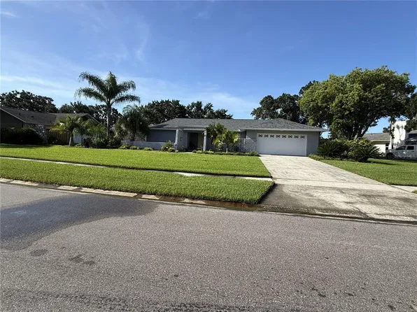 4316 MIDDLE LAKE DRIVE, TAMPA, FL 33624