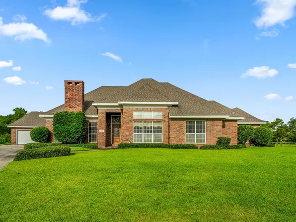 513 Orchard Dr, Lake Charles, LA 70605