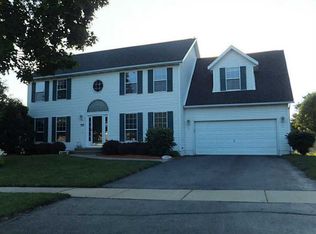 7715 Princeton Dr NE, Cedar Rapids, IA 52402