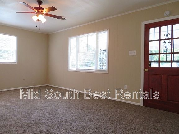 2nd image of 1008 Creston Ave