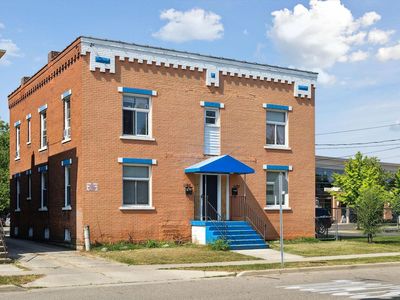 1105 N Burdick St, Kalamazoo, MI, 49007