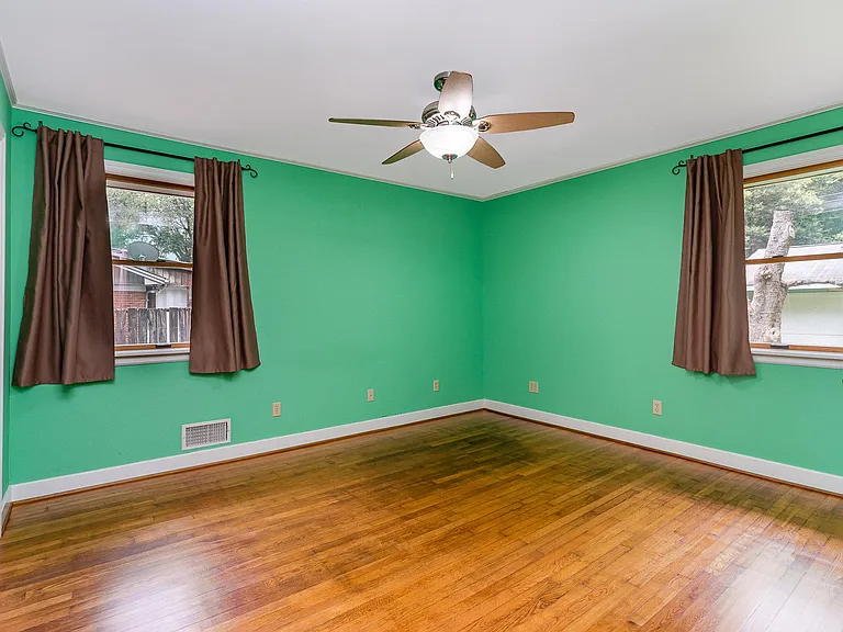 4344 University Dr — Photo 12