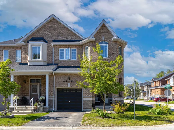 12 Blasi Ct, Wasaga Beach, ON L9Z 0H3