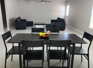 324 Yearwood Ln, Jarrell, TX 76537