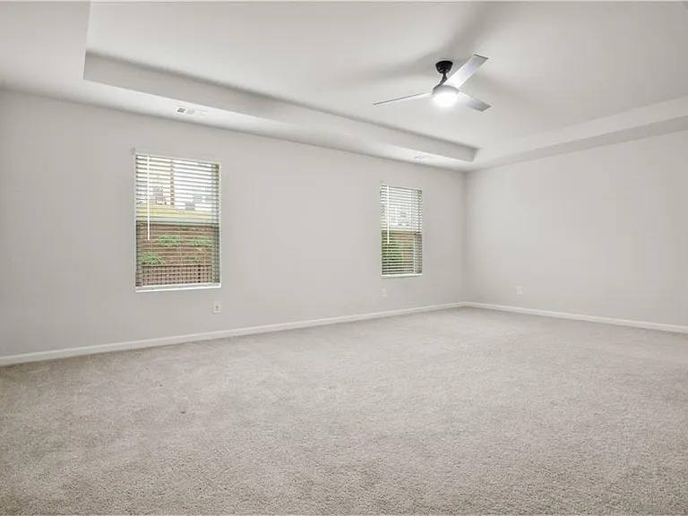 239 Turner Ln — Photo 13