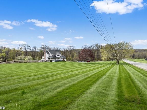 2nd image of 139 Sherman Ridge Rd