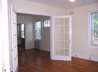 301 N 3rd Ave, Highland Park, NJ 08904