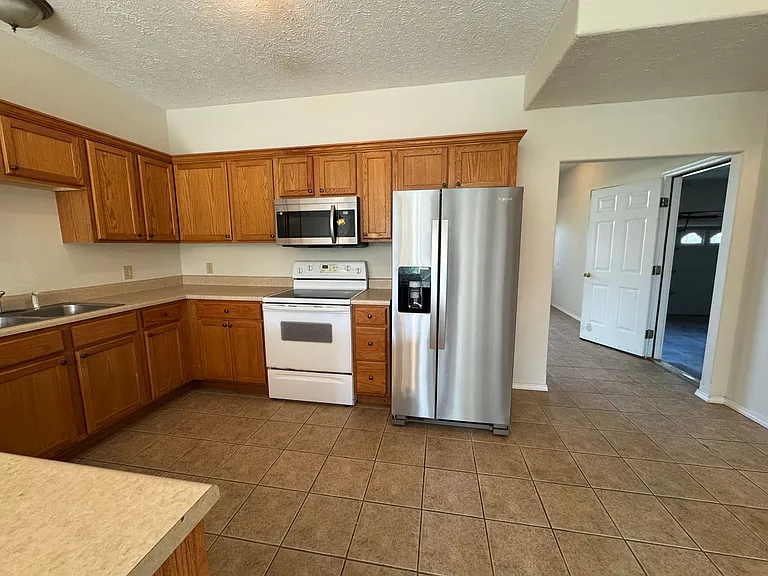 318 Carmel Valley Way — Photo 8