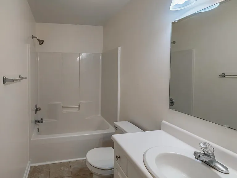 9 Huntress Dr — Photo 8