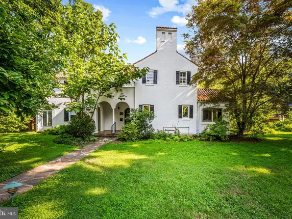 2403 Ken Oak Rd, Baltimore, MD 21209