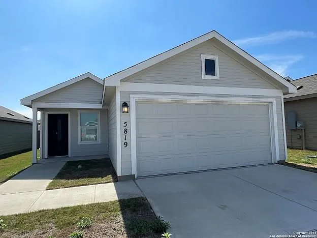5819 Antonio Pl — Photo 1