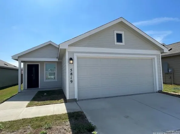 5819 Antonio Pl, Seguin, TX 78155
