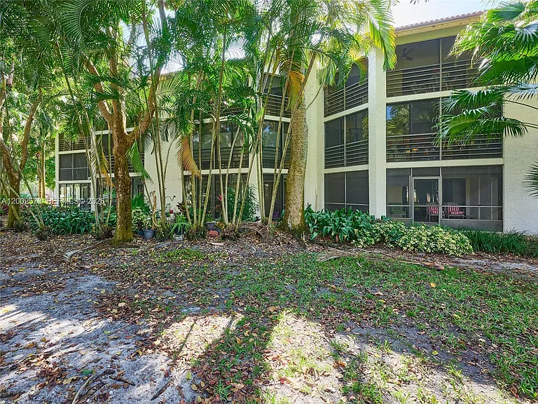 10143 Mangrove Dr #303 — Photo 7