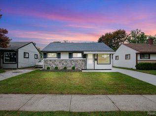 8270 Robert St, Taylor, MI 48180