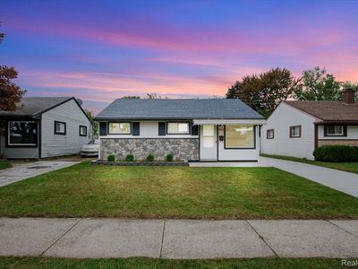 8270 Robert St, Taylor, MI, 48180