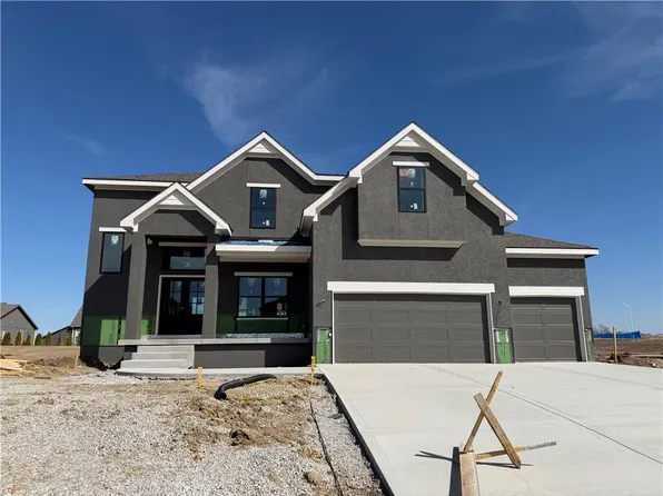 10509 N Mulberry St, Kansas City, MO 64155