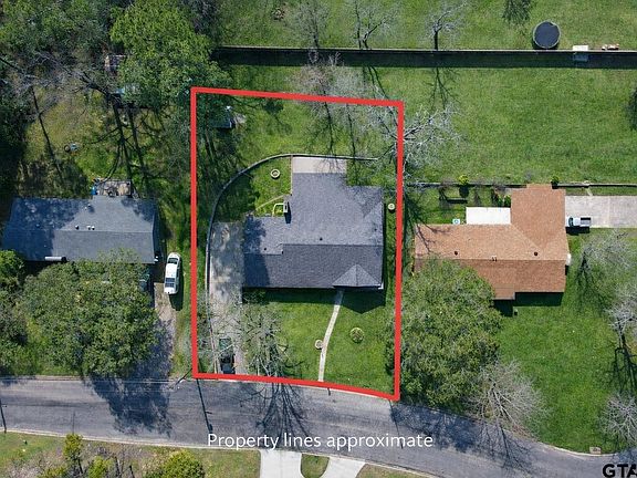 2nd image of 306 Dellwood Dr