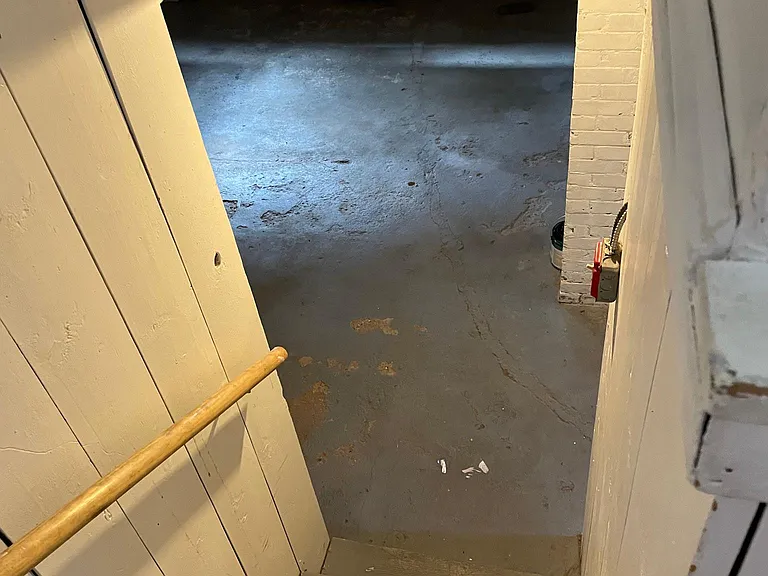 21 Phillips St — Photo 24