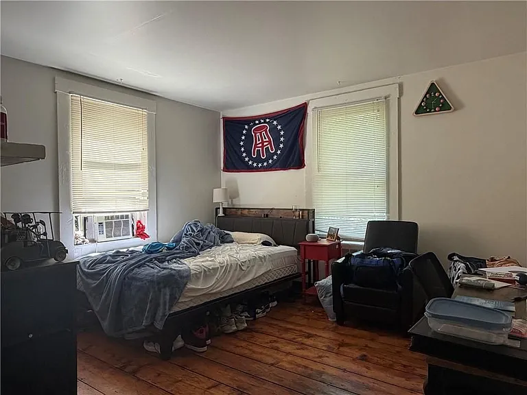 5 Warner St #2 — Photo 9