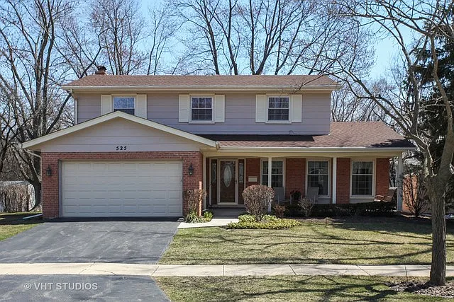 525 Castlewood Ln photo 1