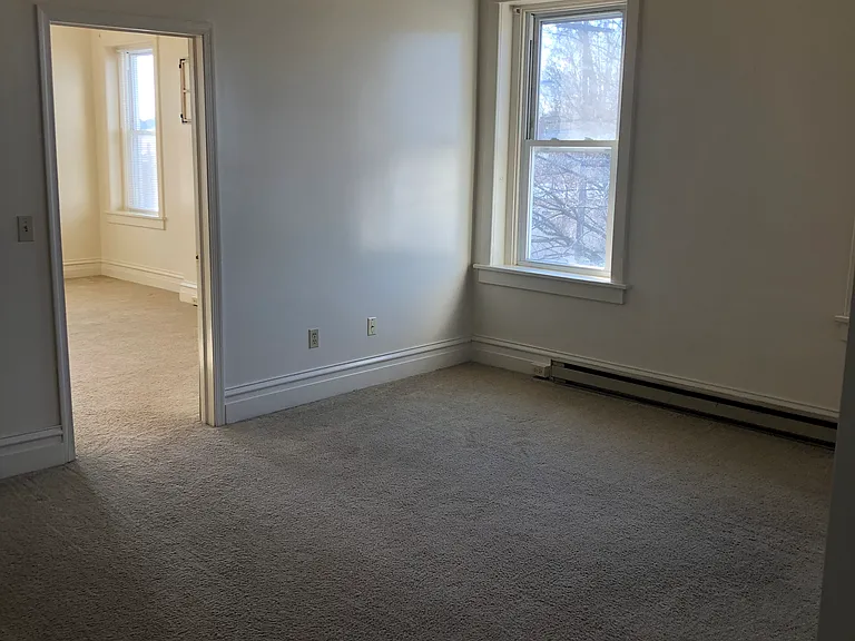 801 Dewey Ave #2 — Photo 2