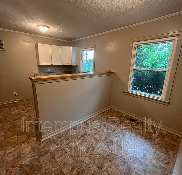 3116 Sunset Ave — Photo 5